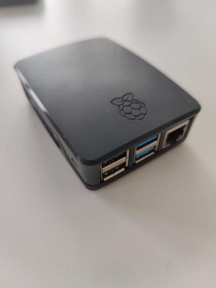 Raspberry Pi 4 Model B (2GB RAM), Hobby en Vrije tijd, Elektronica-componenten, Zo goed als nieuw, Ophalen of Verzenden