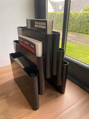 Kartell lectuurbak Giotto Stoppino zwart beschikbaar voor biedingen