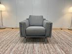 TBE Leolux Bellice fauteuil gris bleu – PN: 3.250€, 75 à 100 cm, Enlèvement ou Envoi, 75 à 100 cm, Tissus
