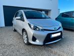 Toyota Yaris Hybrid – 2013 – 140.000 km – €7.000, Auto's, Stof, Zwart, 4 cilinders, 0 kg