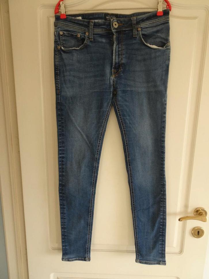 Heren broek skinny fit / liam Jack&Jones, Kleding | Heren, Broeken en Pantalons, Gedragen, Ophalen of Verzenden