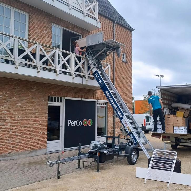 Ladderlift & Verhuiswagen Huren 7/7 Open Feestdagen ook!, Immo, Appartementen en Studio's te huur, Provincie Antwerpen