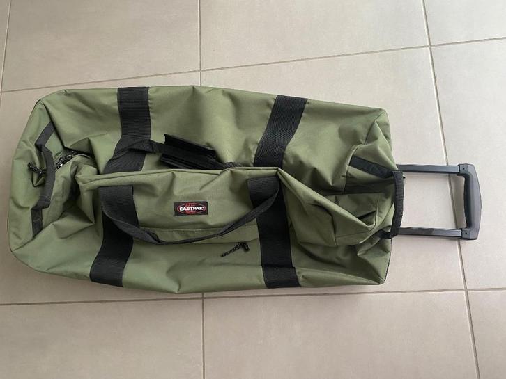 Eastpak reistas XL (NIEUW, slechts 1x gebruikt), Handtassen en Accessoires, Tassen | Reistassen en Weekendtassen, Zo goed als nieuw