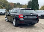 Skoda Octavia 1.6TDI DSG AUTOMAAT, Auto's, Skoda, 4 cilinders, Adaptive Cruise Control, Zwart, Leder