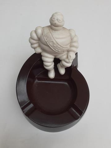 Bakelieten Asbak met Michelin mannetje Bibendum  ENGLAND beschikbaar voor biedingen