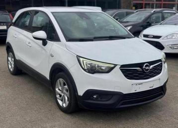 Opel // Crossland // Benzine beschikbaar voor biedingen