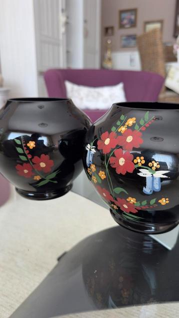 Vase peint, Enlèvement