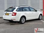 Skoda Octavia Combi 1.0 TSI Greentech Ambition Business | €, Automaat, Zwart, Wit, Bedrijf