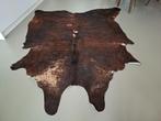 Echte koeiehuid donkerbruin, Huis en Inrichting, Stoffering | Tapijten en Vloerkleden, Ophalen, Gebruikt, Bruin, 150 tot 200 cm