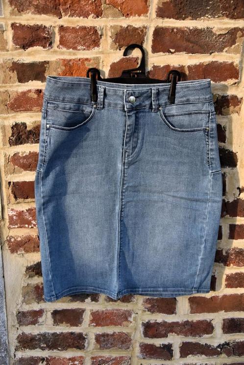 Jupe en Jeans JBC 40, Vêtements | Femmes, Jupes, Comme neuf, Taille 38/40 (M), Bleu, Enlèvement ou Envoi