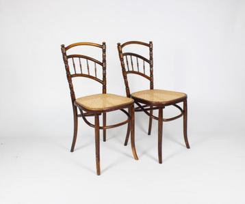 bentwood stoelen Cambier +/- 1900 beschikbaar voor biedingen