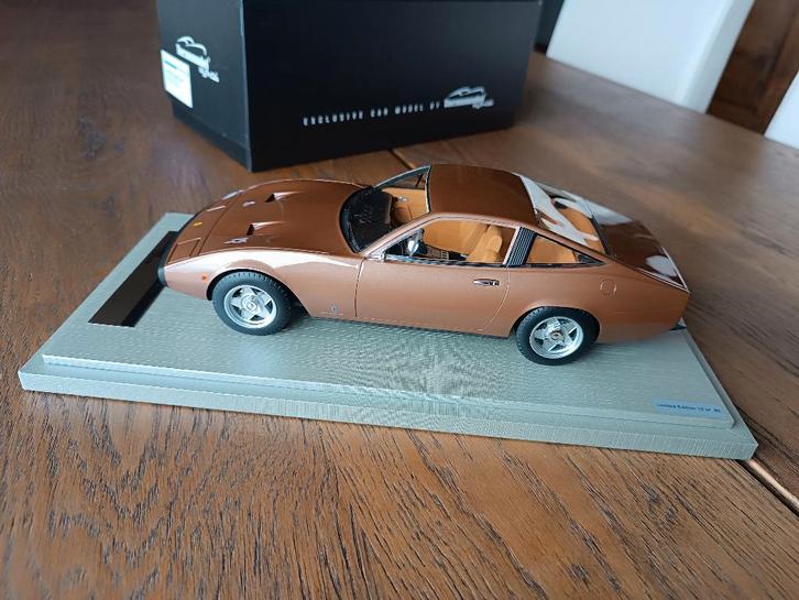 Ferrai 365 GTC bronce TECNOMODEL 1:18, Hobby en Vrije tijd, Modelauto's | 1:18, Zo goed als nieuw, Auto, Overige merken, Ophalen of Verzenden