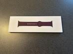 Apple Watch 9 Sport Band 45mm M/L - Mulberry - NEW ! Boxed !, Paars, IOS, Nieuw, Ophalen of Verzenden