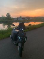 Piaggo zip B klasse euro 4 injectie, Fietsen en Brommers, Scooters | Piaggio, Ophalen, Zo goed als nieuw, Zip