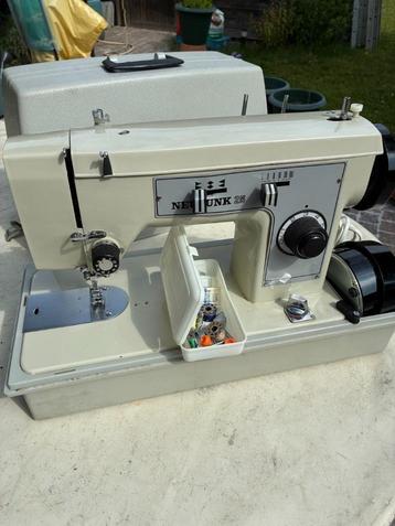 Machine à coudre Neufunk 25, Enlèvement, Utilisé