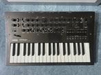 KORG Minilogue, Musique & Instruments, Korg, Avec valise ou flightcase, Comme neuf, Enlèvement