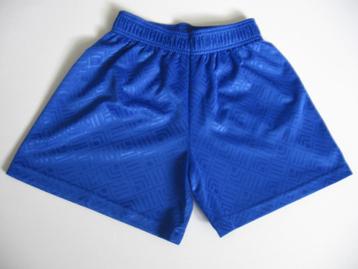 Blauw voetbalbroekje, 152 beschikbaar voor biedingen