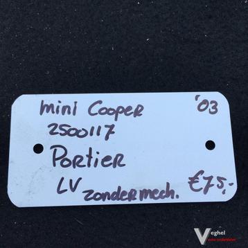Mini Cooper 2003    Portier Linksvoor Zwart  ( zonder raamme beschikbaar voor biedingen