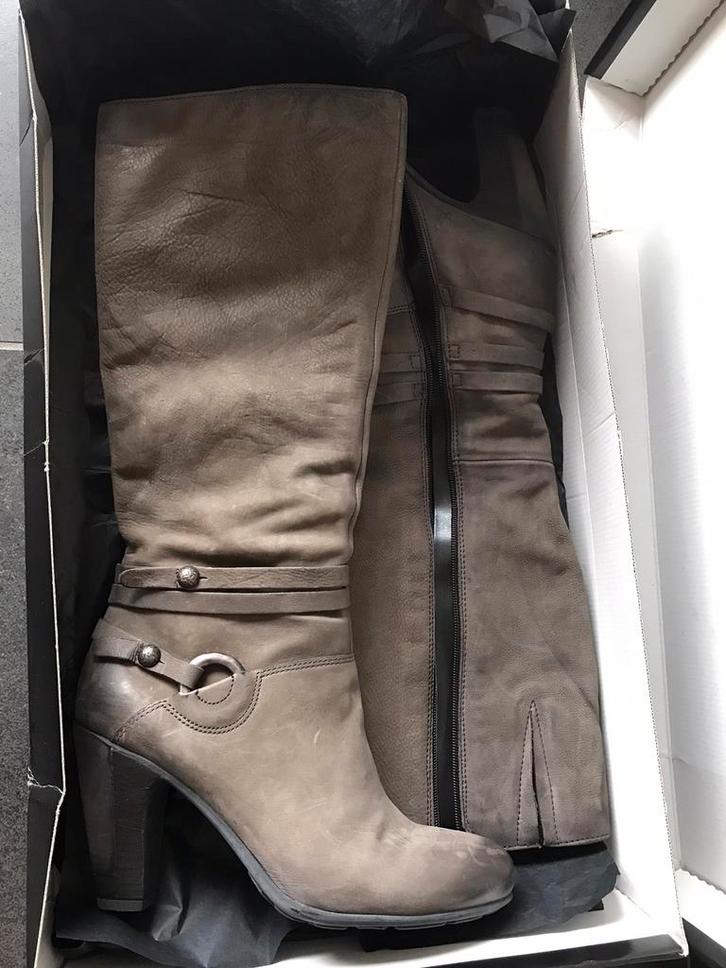 Lederen laarzen maat 41, Kleding | Dames, Schoenen, Zo goed als nieuw, Hoge laarzen, Grijs, Ophalen of Verzenden