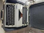 Vend machine à écrire ancienne avec son étui, Divers, Machines à écrire, Enlèvement, Utilisé