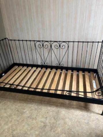 ijzeren retro bed, Bieden vanaf 20 euro beschikbaar voor biedingen