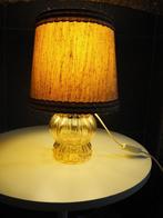 Mooie Mid-Century tafel lamp, 1970s, Ophalen, Zo goed als nieuw, Minder dan 50 cm, Glas