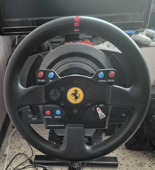 Thrustmaster T300 RS, Ferrari edition, Games en Spelcomputers, Spelcomputers | Sony Consoles | Accessoires, Zo goed als nieuw