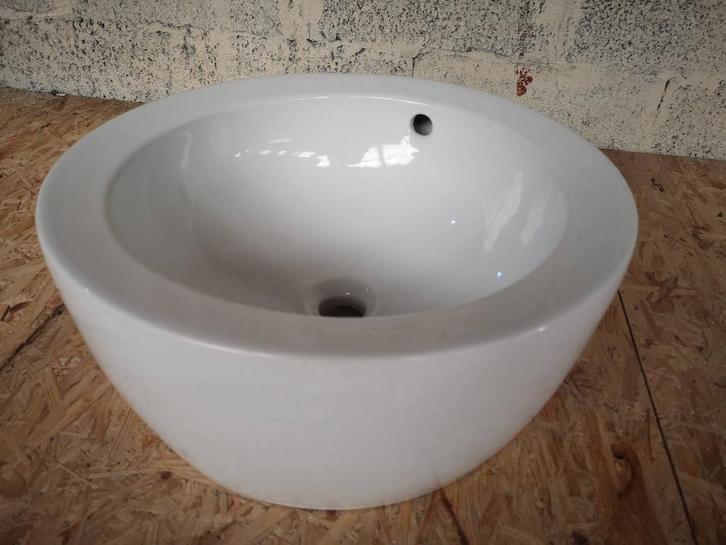 Vasque à poser ronde en céramique blanche, Doe-het-zelf en Bouw, Sanitair, Zo goed als nieuw, Wastafel, Steen, Ophalen