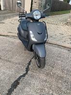 Sym fiddle A klasse, Fietsen en Brommers, Ophalen, Klasse A (25 km/u), Zo goed als nieuw, Benzine