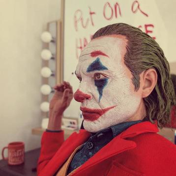 Statue de collection DELUXE Joker (Queen Studios) 1/3 beschikbaar voor biedingen