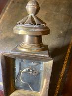 Vieille lampe, Ophalen