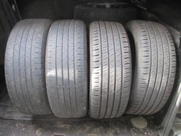 4 Pneus été beschikbaar voor biedingen