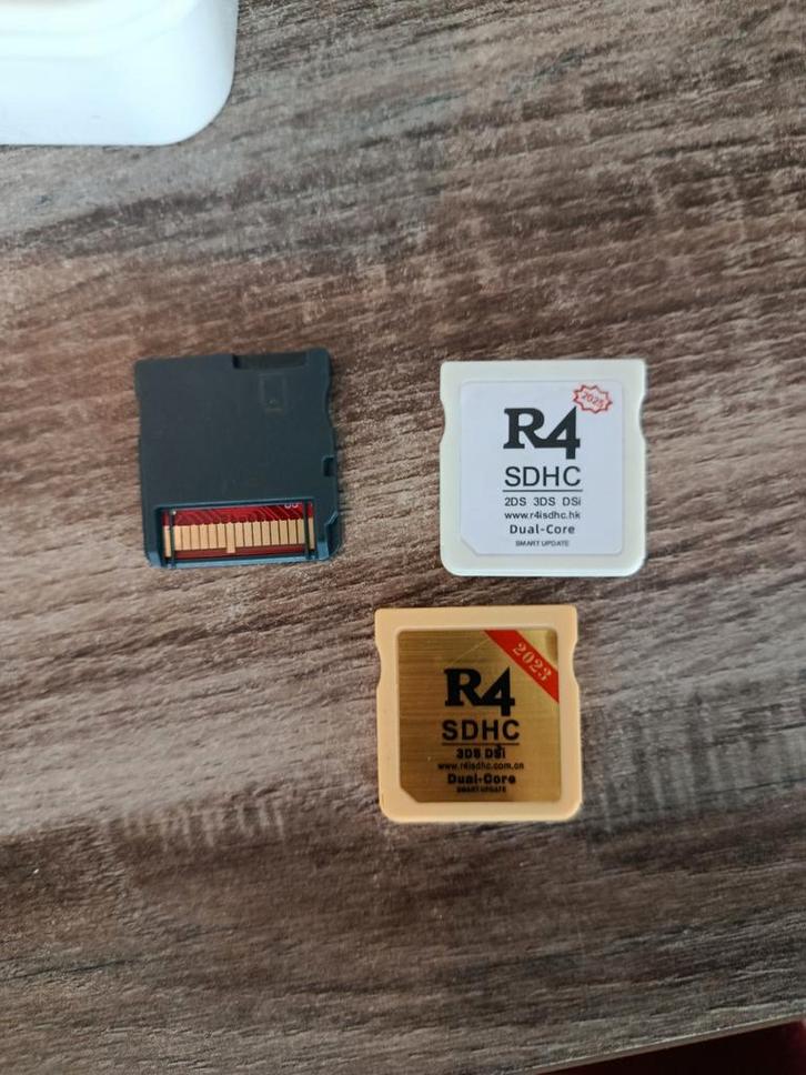R4 game kaartjes, Games en Spelcomputers, Games | Nintendo DS, Vechten, Ophalen of Verzenden
