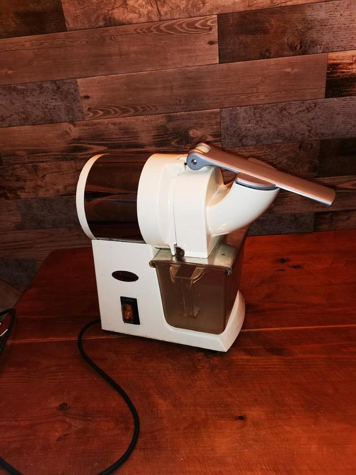 Santos kaas rasp, Huis en Inrichting, Keuken | Keukenelementen, Ophalen