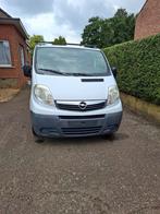 Bestelwagen opel vivaro lichte vracht, Auto's, 1995 cc, Wit, 84 kW, Te koop