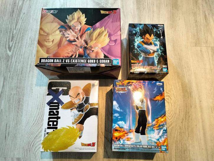 Figurines Manga ( lot 2 ), Collections, Statues & Figurines, Utilisé, Enlèvement ou Envoi