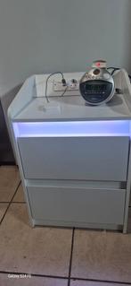 Lot de 2 tables de chevet LED – Blanc – Télécommande NEUVE, Neuf, Bois, Moins de 55 cm