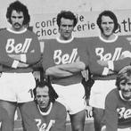 Gezocht heel oude voetbal shirts, Tickets en Kaartjes