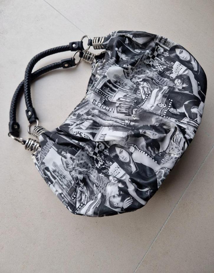 Handtas met zwart-witte print (imitatieleer), Handtassen en Accessoires, Tassen | Damestassen, Gebruikt, Handtas, Zwart, Ophalen