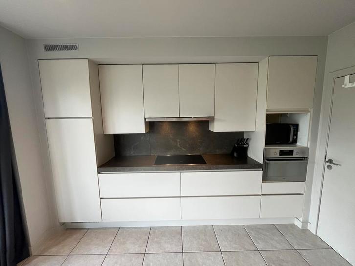 Keuken en toestellen, Huis en Inrichting, Keuken | Complete keukens, Gebruikt, Overige typen, Crème, Composiet, Greeploos, Ophalen