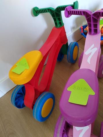 Babyspeelgoed beschikbaar voor biedingen