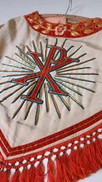 kazuifel met goudborduursel, Antiek en Kunst, Antiek | Religieuze voorwerpen, Ophalen