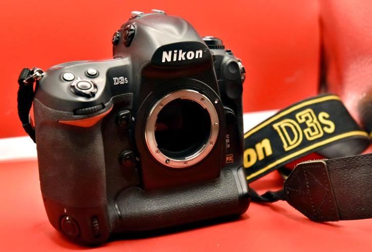 Nikon D3s + D810 + lenzen + accessoires, Audio, Tv en Foto, Fotocamera's Digitaal, Zo goed als nieuw, Spiegelreflex, Nikon, Ophalen