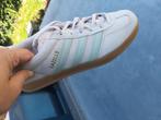 Adidas Gazelle licht roze, Ophalen of Verzenden, Zo goed als nieuw