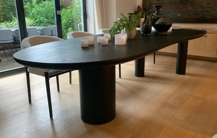 table à manger moderne noire, Maison & Meubles, Tables | Tables à manger, Utilisé, 100 à 150 cm, 200 cm ou plus, Cinq personnes ou plus