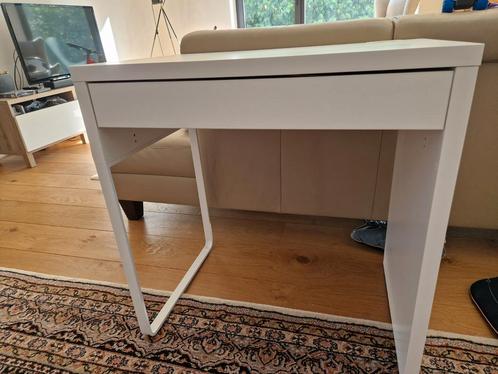 Ikea Micke bureau, Huis en Inrichting, Bureaus, Gebruikt, Bureau, Ophalen