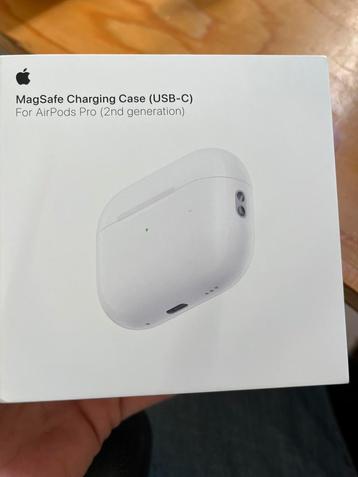 Nieuw - AirPods Pro charging case (2e generatie) USB-C beschikbaar voor biedingen
