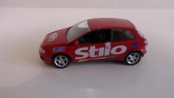 FIAT STILO OFFICIELLE TOUR de FRANCE.NOREV 1/43 IMPEC., Hobby en Vrije tijd, Modelauto's | 1:43, Zo goed als nieuw, Auto, Norev