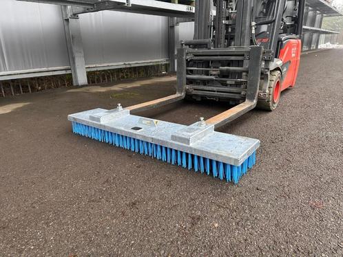 heftruck borstel bezem 1500x300, Zakelijke goederen, Machines en Bouw | Heftrucks en Intern transport, Heftruck, Ophalen