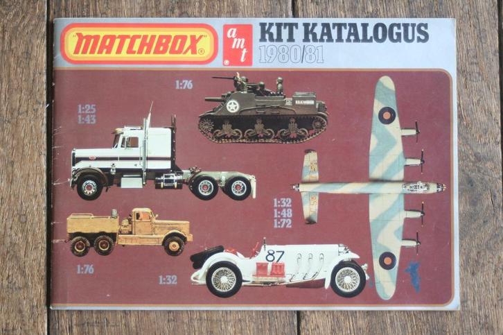 Matchbox Kit Katalogus 1980 / 1981 (met star trek), Hobby en Vrije tijd, Modelauto's | Overige schalen, Zo goed als nieuw, Auto